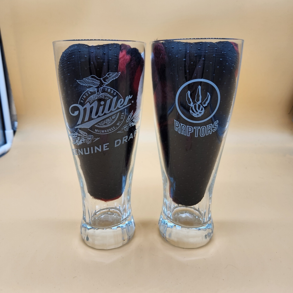 Miller Genuine Draft Raptors Glass Set - Sport & Brewery Memoribilia